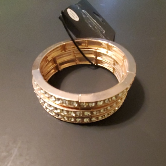 Rampage Rose Gold 3 Ring Crystal Stretch Bracelet - Picture 1 of 4